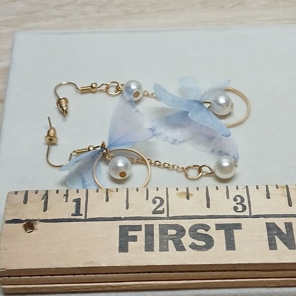 NWOT Fashion Jewelry Gold Tone Faux Pearl Dangle Blue Butterfly Earrings #19 - Picture 2 of 8